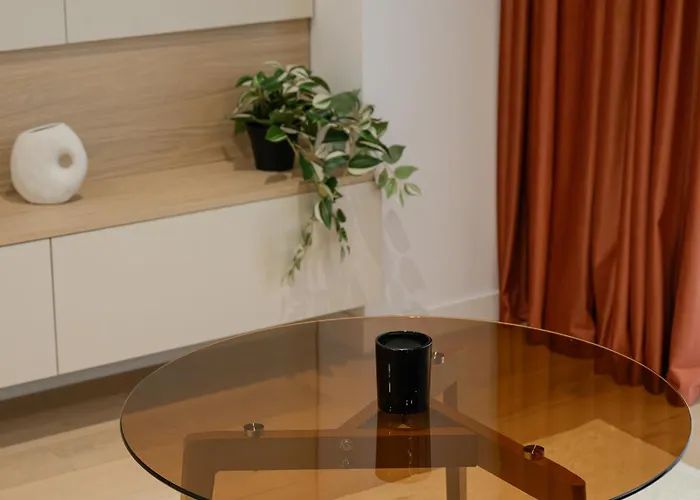 Apartment Brilliant Modern New Balcony One Cotroce