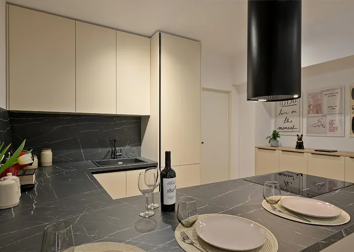 Apartment Brilliant Modern New Balcony One Cotroce *