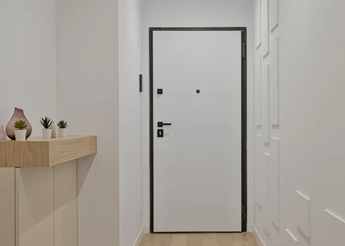 Apartment Brilliant Modern New Balcony One Cotroce